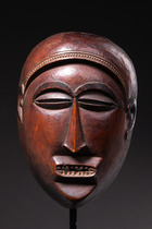 Kleine anthropomorphe Maske, Angola, Chokwe, Größe: H: 18 cm (H: 7.1 inch), ID: 3051733 - 2/4