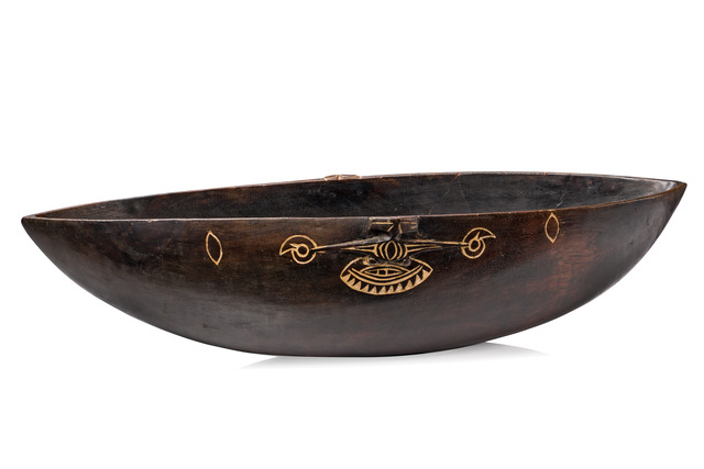 Food bowl, Papua New Guinea - Huon Gulf - Tami Islands, Size: L: 63,5 cm B: 24 cm (L: 25.0 inch B: 9.4 inch), ID: 3051695
