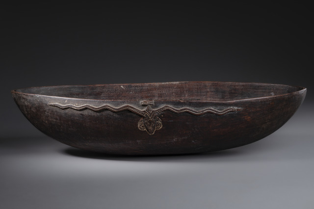 Grand bol, Papouasie-Nouvelle-Guinée - Golfe de Huon, province de Morobe, îles Tami, Taille: L: 60 cm B: 24 cm (L: 23.6 inch B: 9.4 inch), ID: 3051840