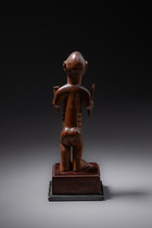 Standing male figure "mukuya", D. R. Congo, Bembe, Size: H: 14 cm (H: 5.5 inch), ID: 3051999 - 6/6