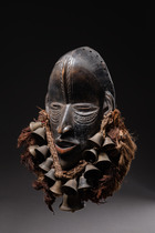 Masque facial anthropomorphe "deangle" avec clochettes en laiton, Côte d'Ivoire, Dan, Taille: H: 32 cm (H: 12.6 inch), ID: 3052063 - 3/5