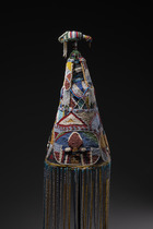 Königliche Perlenkrone "ade", Nigeria, Yoruba, Größe: H: 42,5 cm 102 cm (with beaded veil) (H: 16.7 inch 40.2 inch (with beaded veil)), ID: 3052057 - 5/6