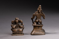 Two small sculptures of Indian deities, India, Size: H: 5,5 cm & 8,8 cm (H: 2.2 inch & 3.5 inch), ID: 3052053 - 4/4