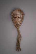 Anthropomorphic mask "lukwakongo", D. R. Congo, Lega, Size: H: 13,3 cm (H: 5.2 inch), ID: 3052047 - 4/4