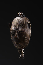 Anthropomorphic miniature mask, Nigeria, Yoruba, Size: H: 9,7 cm (H: 3.8 inch), ID: 3052052 - 3/5