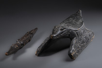 Tabouret crocodile, Papouasie-Nouvelle-Guinée - Moyen Sepik, Iatmul, Taille: H: 16 cm L: 52,5 cm (H: 6.3 inch L: 20.7 inch), ID: 3052147 - 2/4