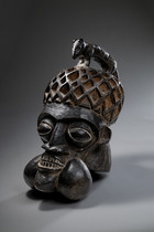 Royal mask, pre 1918, Cameroon, Wum (Bafum) / Kuk, Size: H: 64,5 cm (H: 25.4 inch), ID: 3052232 - 3/7