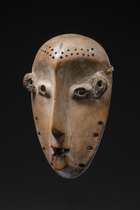 Anthropomorphic mask "idimu", D. R. Congo, Lega, Size: H: 23 cm (H: 9.1 inch), ID: 3052648 - 2/5