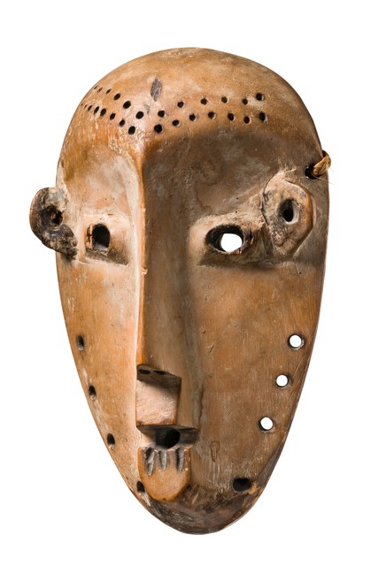Anthropomorphic mask "idimu", D. R. Congo, Lega, Size: H: 23 cm (H: 9.1 inch), ID: 3052648
