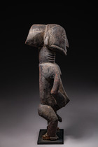 Standing male ancestor figure "singiti", D. R. Congo, Hemba, Size: H: 49,5 cm (H: 19.5 inch), ID: 3052259 - 3/5