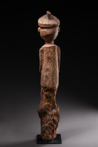 Post figure, D. R. Congo, Pende, Size: H: 77,5 cm (H: 30.5 inch), ID: 3052278 - 4/4