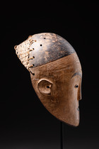 Anthropomorphic face mask, Southern Cameroon, Oveng Region, Fang, Size: H: 28 cm (H: 11.0 inch), ID: 3052299 - 4/5