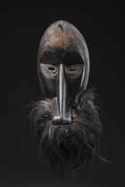 Beak mask "ge gon" ("gägon"), Côte d'Ivoire, Dan, Size: H: 28 cm (H: 11.0 inch), ID: 3052284 - 2/4