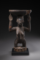 Karyatidenhocker "kipona" ("kihona"), D. R. Kongo, Luba / Hemba, Größe: H: 45,5 cm (H: 17.9 inch), ID: 3052236 - 2/5