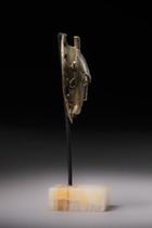 Pendant in the shape of a miniature mask, Côte d'Ivoire, Akan, Baule, Size: H: 4,6 cm (H: 1.8 inch), ID: 3052263 - 4/4