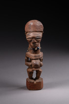 Figure magique anthropomorphe "nkishi" (pl. "mankishi"), R. D. Congo, Songye, Taille: H: 28 cm (H: 11.0 inch), ID: 3052192 - 2/6