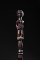 Figurally carved dignitary staff, Tanzania, Kwere, Size: H: 144,5 cm (H: 56.9 inch), ID: 3052241 - 2/5