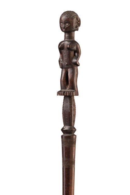 Figurally carved dignitary staff, Tanzania, Kwere, Size: H: 144,5 cm (H: 56.9 inch), ID: 3052241