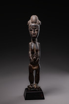 Standing female figure "blolo bla", Côte d'Ivoire, Baule, Size: H: 38,5 cm (H: 15.2 inch), ID: 3052239 - 4/5