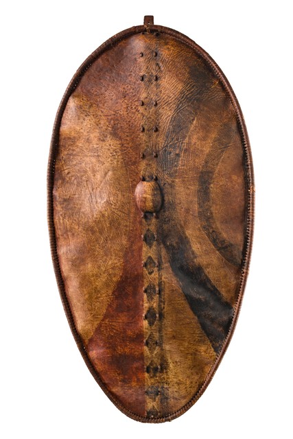 Shield, Kenya, Chagga (also Dschagga, Tschagga, Waschagga) / Masai, Size: H: 111,5 cm B: 56 cm (H: 43.9 inch B: 22.0 inch), ID: 3052303
