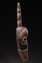 A fine early horned mask, D. R. Congo, Pende, Size: H: 55 cm (H: 21.7 inch), ID: 3052288 - 3/4