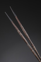 Two spears, Papua New Guinea - Bismarck Archipelago - St Matthias Islands, Size: H: 238 cm (each) (H: 93.7 inch (each)), ID: 3052348 - 2/4