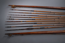 Zwei Bögen und neun Pfeile, Papua-Neuguinea, ID: 3052355 - 2/2