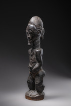 Figure masculine debout "blolo bian", Côte d'Ivoire, Baoulé, Taille: H: 42,5 cm (H: 16.7 inch), ID: 3052375 - 4/6
