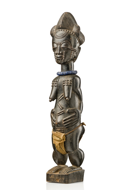 Standing female figure "blolo bla", Côte d'Ivoire, Baule, Size: H: 43,5 cm (H: 17.1 inch), ID: 3052505