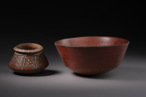 Coupe et petit récipient, env. 200 - 600 apr. J.-C., Pérou, Nazca, Taille: H: 7,5 cm, D: 17 cm (bowl) & H: 6 cm, D: 9 cm (small vessel) (H: 3.0 inch, D: 6.7 inch (bowl) & H: 2.4 inch, D: 3.5 inch (small vessel)), ID: 3052534 - 2/7
