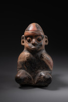 Vase à anse-étrier anthropomorphe, env. 200 av. J.-C. - 600 apr. J.-C., Pérou, Vicus, Taille: H: 18,3 cm (H: 7.2 inch), ID: 3052551 - 2/6