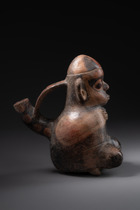 Vase à anse-étrier anthropomorphe, env. 200 av. J.-C. - 600 apr. J.-C., Pérou, Vicus, Taille: H: 18,3 cm (H: 7.2 inch), ID: 3052551 - 4/6