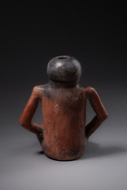 Sitzende weibliche Figur, ca. 800 - 1200 n. Chr., Kolumbien, Narino, Größe: H: 13 cm (H: 5.1 inch), ID: 3052557 - 5/6