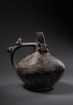 Récipient à anse-étrier anthropomorphe, Pérou, Sicán (Lambayeque), Taille: H: 16,5 cm (H: 6.5 inch), ID: 3052524 - 4/11