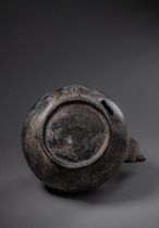 Récipient à anse-étrier anthropomorphe, Pérou, Sicán (Lambayeque), Taille: H: 16,5 cm (H: 6.5 inch), ID: 3052524 - 6/11