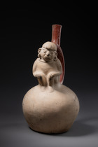 Récipient à anse-étrier figuré, env. 450 - 600 apr. J.-C., Pérou, Moche IV, Taille: H: 27 cm (H: 10.6 inch), ID: 3052525 - 2/6