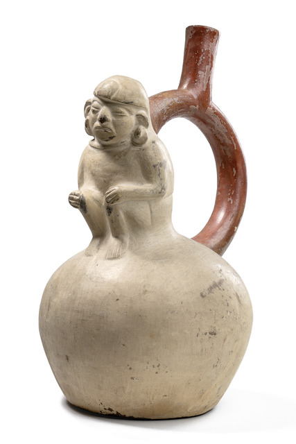 Récipient à anse-étrier figuré, env. 450 - 600 apr. J.-C., Pérou, Moche IV, Taille: H: 27 cm (H: 10.6 inch), ID: 3052525