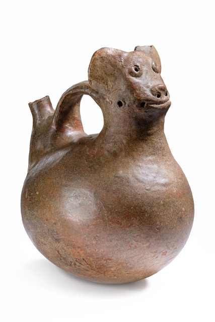 Vase à anse en ruban Jaguar, env. 200 av. J.-C. - 600 ap. J.-C., Pérou, Vicus, Taille: H: 21,5 cm (H: 8.5 inch), ID: 3052533