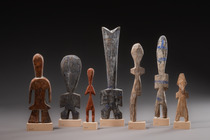 Seven "aklama kpakpewo" figures (helper spirits), Togo, Ada, Size: H: 13,5 cm - 26,5 cm (H: 5.3 inch - 10.4 inch), ID: 3052365 - 2/4