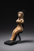 Female Idol, ca. 2600 - 2500 BC, Pakistan, Indus Valley, Mehrgarh, Size: H: 9,5 cm (H: 3.7 inch), ID: 3052395 - 3/5