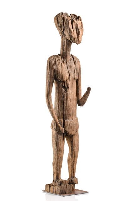 Male tomb figure, Madagascar, Sakalava, Size: H: 99 cm (H: 39.0 inch), ID: 3052393