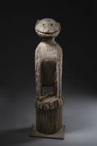 Figure funéraire en forme de singe, Vietnam, Jarai (Jorai / Gia Rai), Taille: H: 83,5 cm (H: 32.9 inch), ID: 3052539 - 3/5