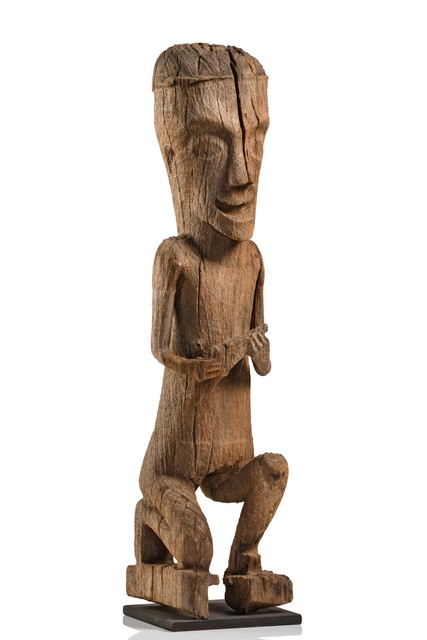 Kneeling figure, Madagascar, Size: H: 57 cm (H: 22.4 inch), ID: 3052478