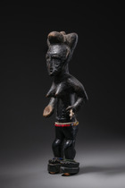 Standing female figure, Ghana, Akan, Size: H: 33,5 cm (H: 13.2 inch), ID: 3052382 - 4/7