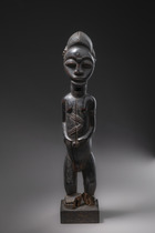 Standing male figure "blolo bian", Côte d'Ivoire, Baule, Size: H: 44,5 cm (H: 17.5 inch), ID: 3052506 - 3/5