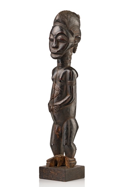 Standing male figure "blolo bian", Côte d'Ivoire, Baule, Size: H: 44,5 cm (H: 17.5 inch), ID: 3052506