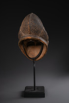 Mask "okuyi", Gabon, Punu, Size: H: 29,5 cm (H: 11.6 inch), ID: 3052398 - 5/7