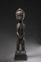 Standing female figure "blolo bla", Côte d'Ivoire, Baule, Size: H: 48 cm (H: 18.9 inch), ID: 3052507 - 3/5