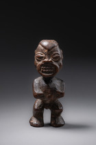 Power figure "mu' po", Cameroon Grassfields, Bamileke, Size: H: 11 cm (H: 4.3 inch), ID: 3052439 - 2/5