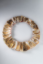 Precious necklace, ca. 400 - 600 AD, Peru, South to Central Coast, Huari (Wari), Size: H: 30 cm B: 33 cm H: 4,8 cm - 7,5 cm (segments) (H: 11.8 inch B: 13.0 inch H: 1.9 inch - 3.0 inch (segments)), ID: 3052458 - 3/3